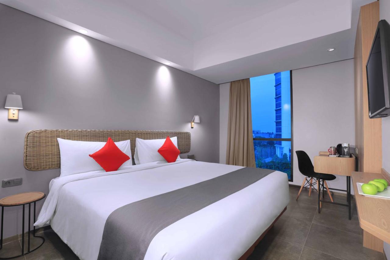 Neo Hotel Puri Indah Джакарта Екстер'єр фото